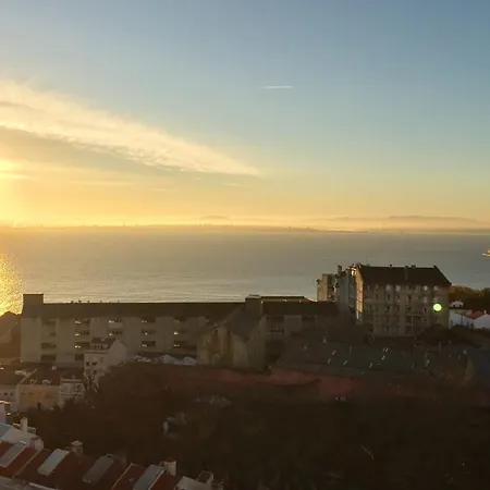 Bela Vista River View *