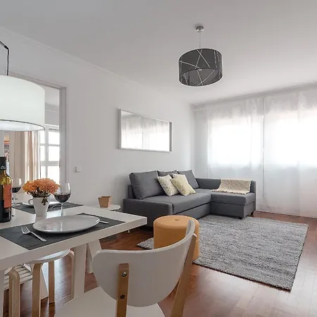 Bela Vista River View Apartment Lissabon